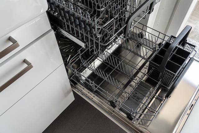 What You Need to Know Before Buying a Dishwasher